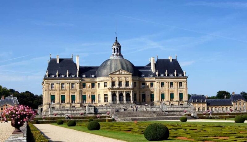 Paris: Château de Vaux-le-Vicomte Tour with Private Transfer - An In-Depth Look at the Château de Vaux-le-Vicomte Tour Experience