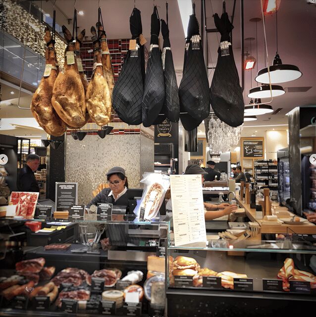 Paris: Cheese & Wine Tasting Tour with a Private Chef - Practical Aspects and Additional Details