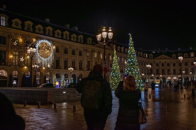 Paris Christmas Lights Small Group Walking Tour with Local Guide - Who Will Love This Tour?