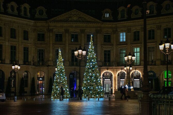 Paris Christmas Lights Small Group Walking Tour with Local Guide - The Sum Up
