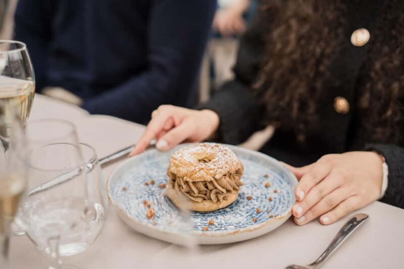 Paris : Christmas Special Lunch Cruise on the Seine River - FAQ: Your Practical Questions Answered