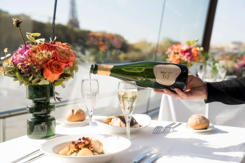 Paris : Christmas Special Lunch Cruise on the Seine River - Final Thoughts