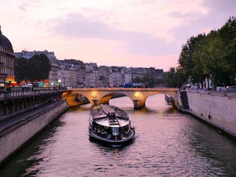 Paris: City of Lights Walking tour and Seine Cruise - Iconic Landmarks on Your Route