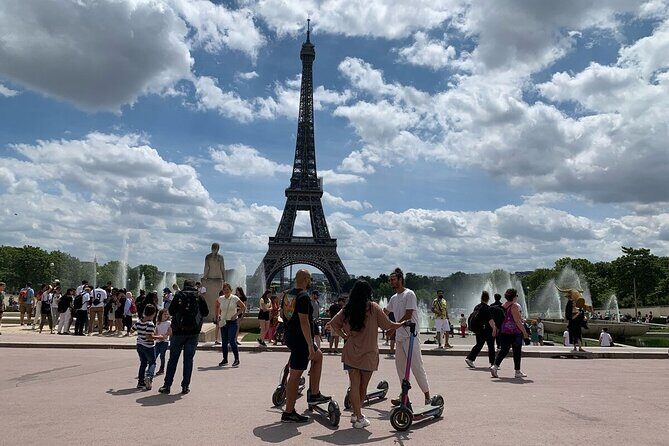 Paris City Tour by E-Scooter with Fun Guide (Small groups) - A Fun and Practical Way to Experience Paris