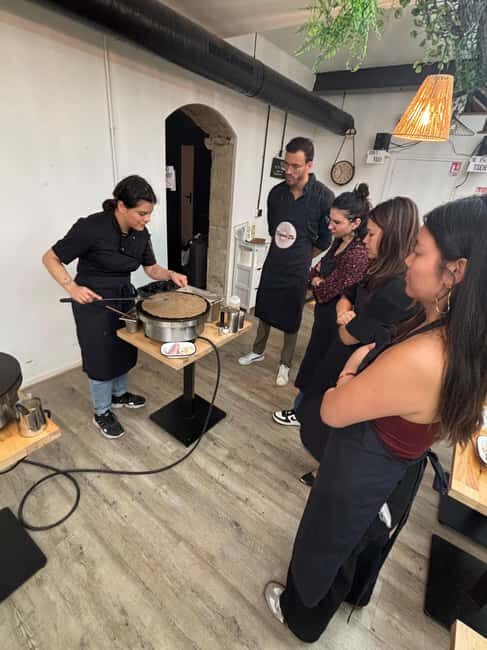 Paris: Crêpe and Galette Making Workshop with Cider - Experience Overview