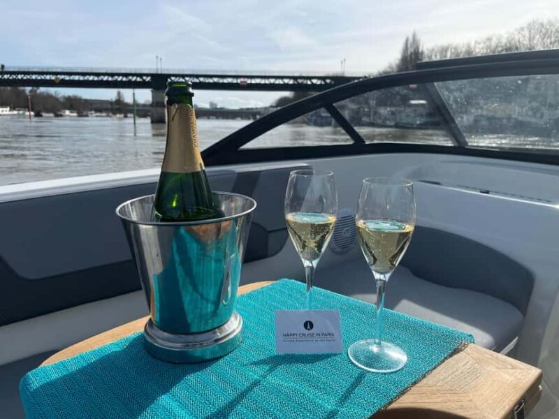 Paris : croisière privée Seine, bateau moderne - 2 heures - Final Thoughts on Value and Suitability