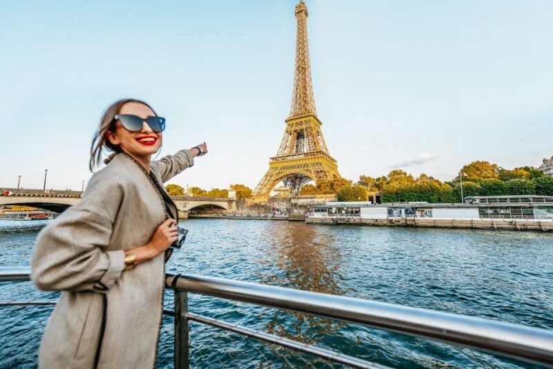 Paris: Day or Sunset Cruise with Drink, Ice Cream or Dessert - Who Is This Tour Perfect For?