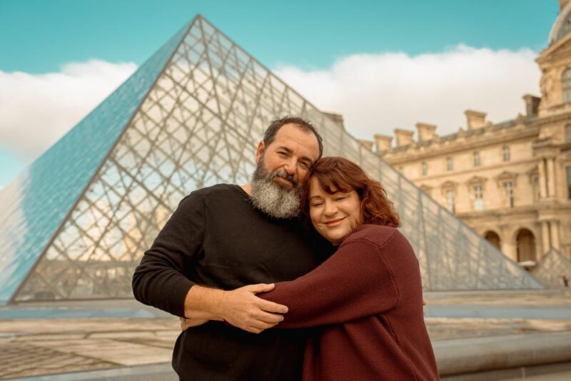 Paris: Eiffel Tower & Louvre Photoshoot with High-End Edits - FAQ