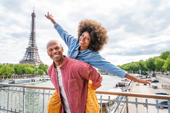 Paris Essentials: From Eiffel Tower to Notre Dame - A Candid Look at the Experience