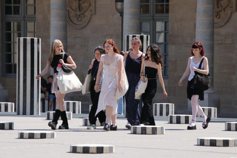 Paris: Fashion History Walking Tour in the Heart of Paris - The Itinerary in Detail