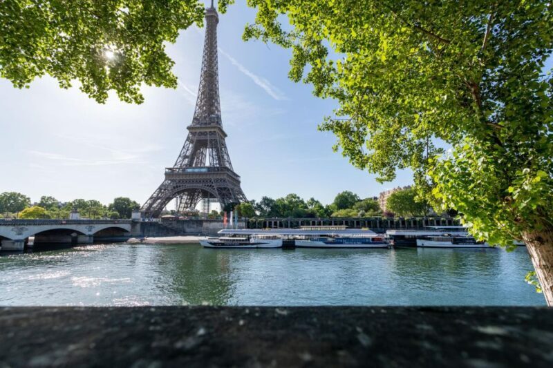 Paris: Fast-Access Seine River Cruise from Eiffel Tower - In The Sum Up