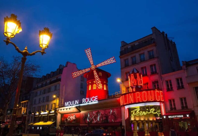Paris: First Show Moulin Rouge with Champagne & Seine Cruise - FAQ