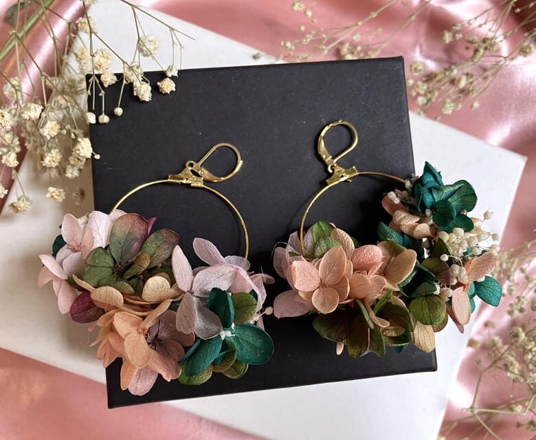 Paris: Floral Earrings workshop - Snacks and Social Atmosphere