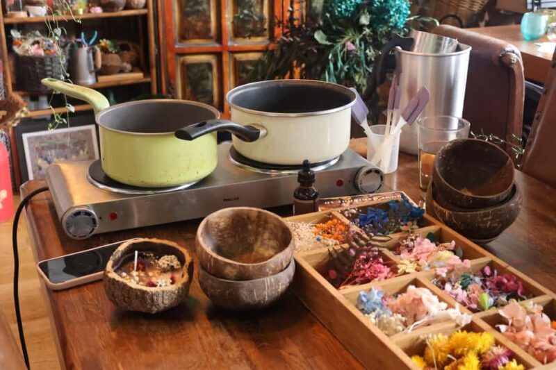 Paris: Floral scented Candle making worskshop - Key Points
