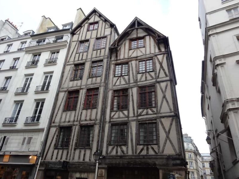 Paris: From the Roman Era to the Middle Age Walking Tour - Summary