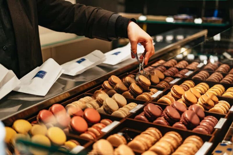 Paris: Gourmet Food Tour with Over 10 Tastings and Wine - Finishing with Brioche and Final Sips