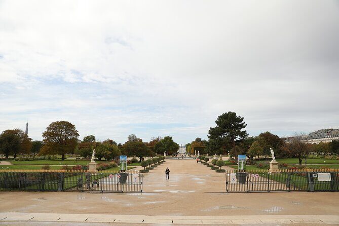 Paris Half Day Private Customized Walking Tour, Transport Options - An In-Depth Look at the Paris Half-Day Private Tour