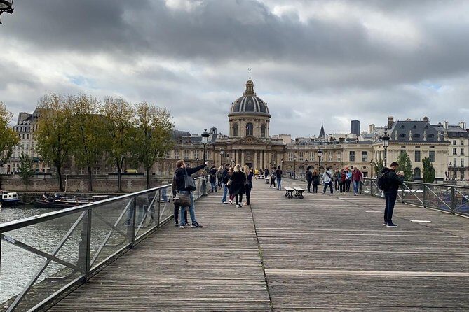 Paris Half Day Semi Private Tour with Private Options - FAQ