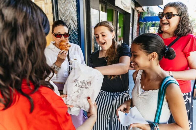 Paris: Hidden Gems of Montmartre with Local Guide - Authentic Stories from Participants
