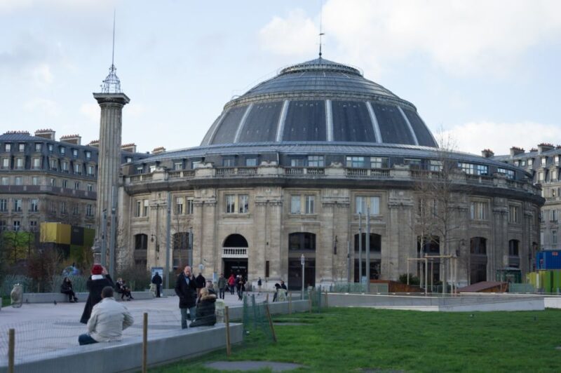 Paris: Historical Crimes Walking Tour in French - Discover Paris’s Shadowy Past with the Historical Crimes Walking Tour