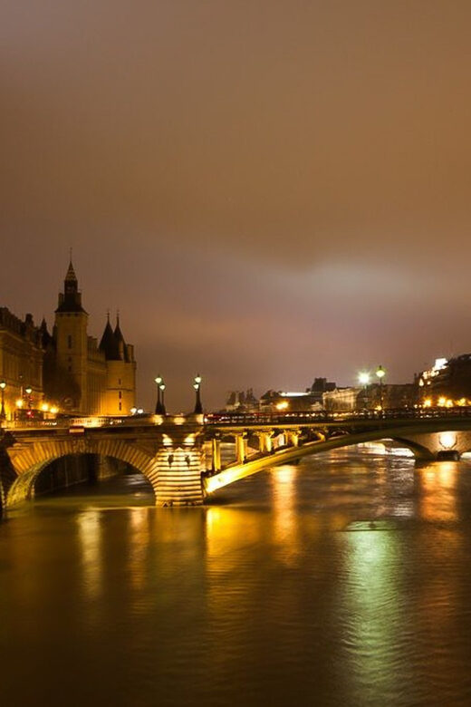 Paris: Illuminated Walking Tour - An In-Depth Look at the Experience