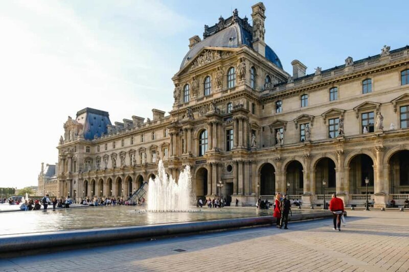 Paris in Winter: 3 days of adventure with a local guide - Key Points