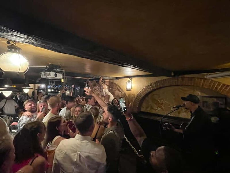Paris International Pub Crawl with Free Shots & Fun Games - FAQ