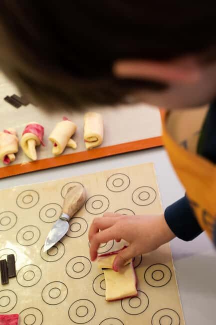 Paris: Kids in the Kitchen - Croissant - An In-Depth Look at the Croissant Experience in Paris