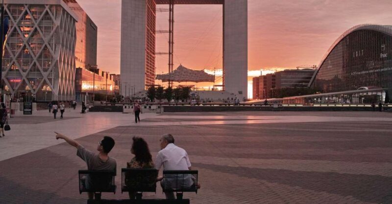 Paris: La Défense Private Guided Tour - FAQ