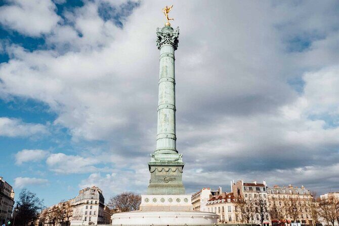 Paris Landmarks & Crepes - A Truly Rich Experience of Paris