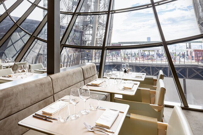 Paris Late Dinner at Eiffel Tower's Madame Brasserie Restaurant - In Closing