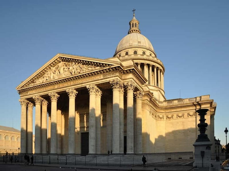 Paris Latin quarter: Private walking tour with a local guide - Who Will Benefit Most?