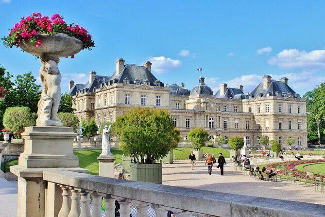 Paris Latin Quarter Walking Tour plus Seine River Cruise Option - Practical Details and Tips