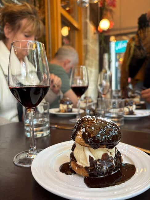 Paris: Le Marais and Gourmet Food & Wine Tour - Key Points