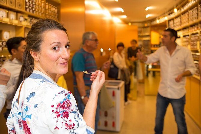 Paris Le Marais District Original Food and Wine Tasting Tour - In The Sum Up