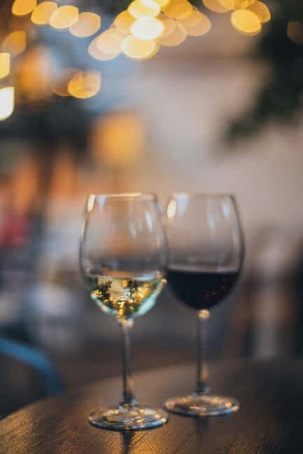 Paris Le Marais: Traditional Food Tour with Full Meal - Walking Through Le Marais: A Food Lover’s Dream