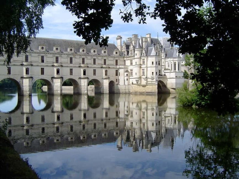 Paris: Loire Valley Castles Tour with Wine Tasting - The Sum Up