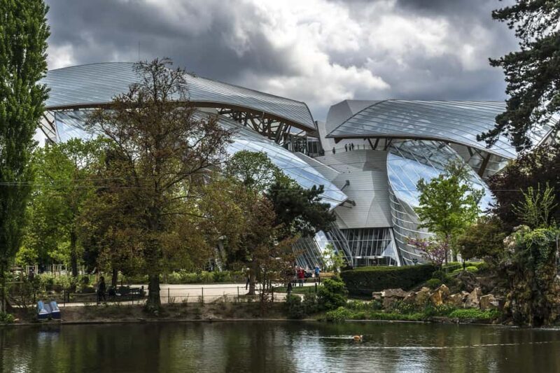 Paris: Louis Vuitton Foundation Exterior Tour with Entry - FAQ