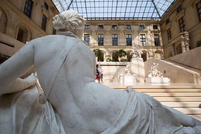 Paris Louvre and Orsay Museums Masterpieces Private Day Tour - Exploring the Paris Louvre and Orsay Museums Masterpieces Private Tour