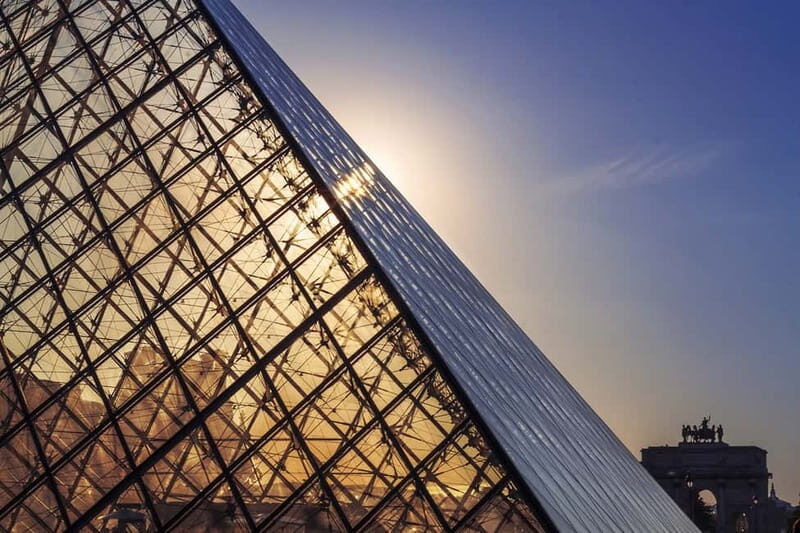 Paris: Louvre Last Entry or Morning Tour with Entry Ticket - Key Points