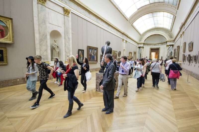 Paris: Louvre Museum Masterpieces Tour with Reserved Access - The Value of Guided Access