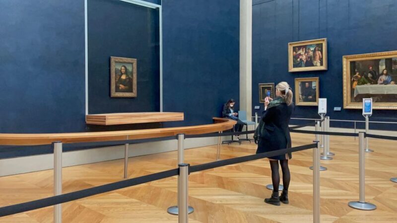 Paris: Louvre Museum Mona Lisa First Viewing Semi-Private - A Closer Look at the Experience