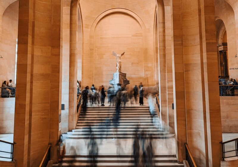 Paris: Louvre Museum Ticket & Exclusive Immersive AudioGuide - A Close Look at the Experience