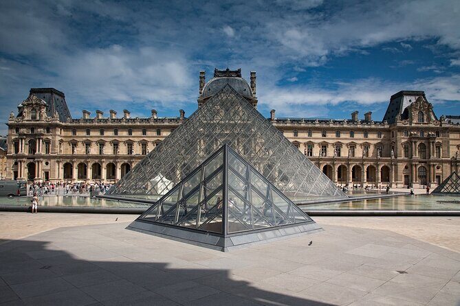 Paris Louvre Museum with 1/2/3 Days HOHO Combos - Frequently Asked Questions