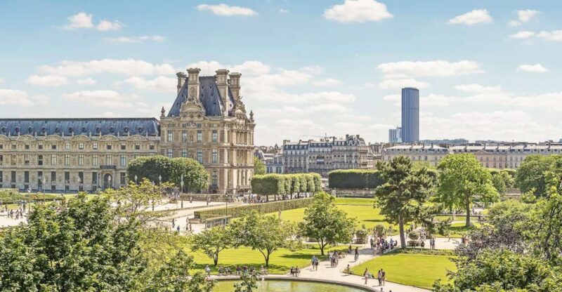 Paris: Louvre Private Family Tour for Kids + Reserved Entry - What’s Included and What’s Not