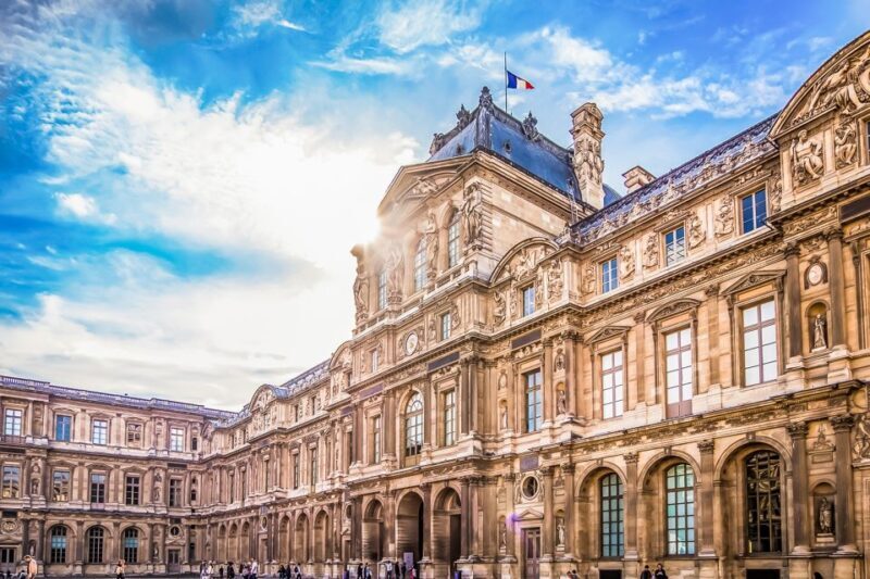 Paris: Louvre Reserved Access and Boat Cruise - Who Should Consider This Tour?