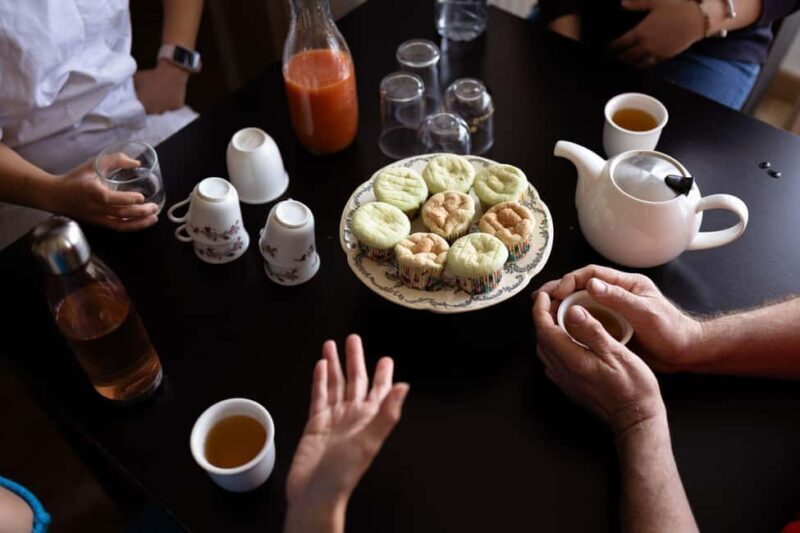 Paris: Macarons class in a parisian home - Key Points