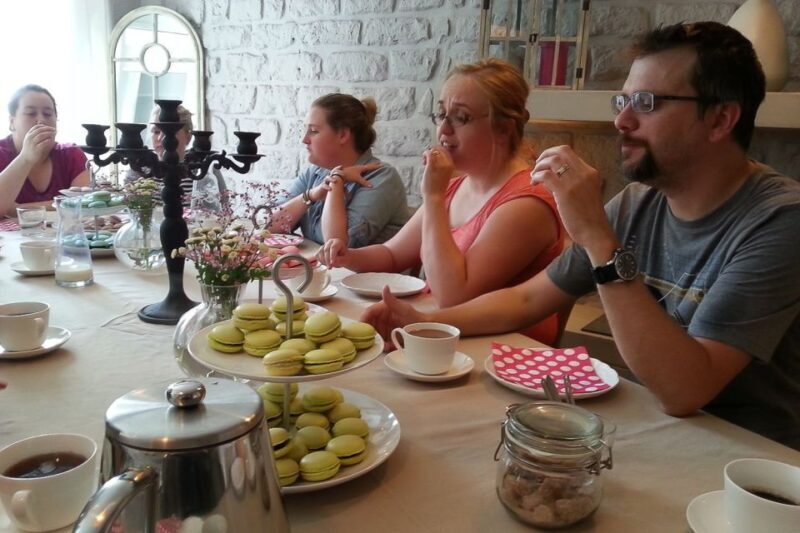 Paris: Macarons Class, Teatime and To-Go Box - Who Will Love This?