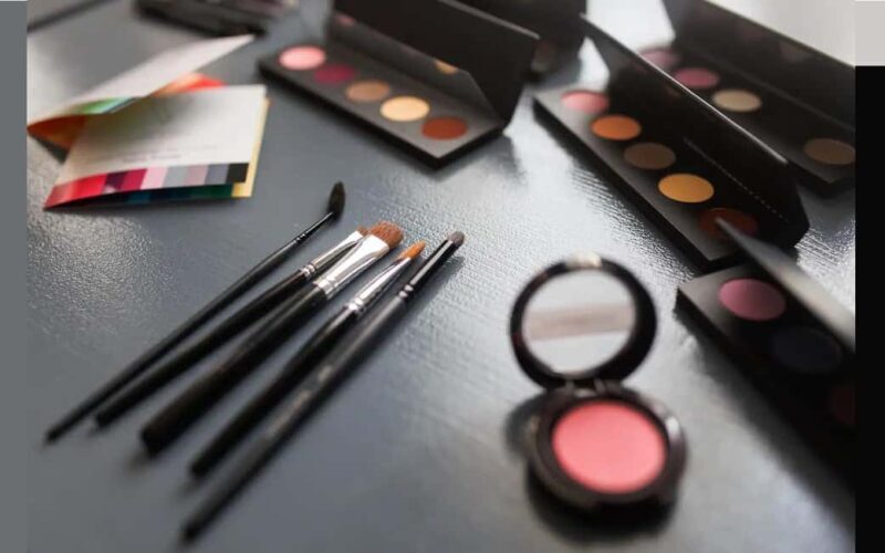 Paris: Make-up Class with Color Analysis - Paris: Make-up Class with Color Analysis — A Detailed Review