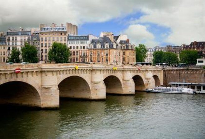 Paris Mona Lisa Quest: Self-Guided Murder Mystery Game - Paris Mona Lisa Quest: Self-Guided Murder Mystery Game — A Unique Way to Explore Paris